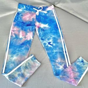 LoveMood Tye Dye Athletic Leggings for Ladies; Size XL